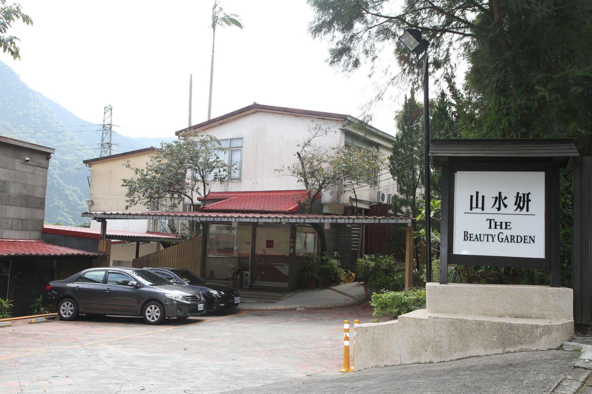 Beauty Garden Hotel Wulai Exteriör bild